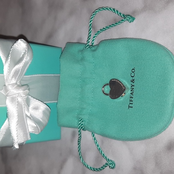 SOLD Tiffany & Co. I LOVE YOU Heart Lock Pendant - Picture 7 of 7